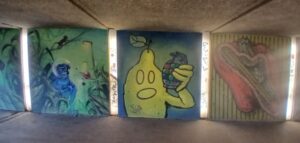Die Ananas in der Graffiti Galerie.