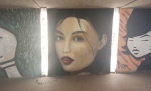 Gesichter in der Graffiti Galerie.