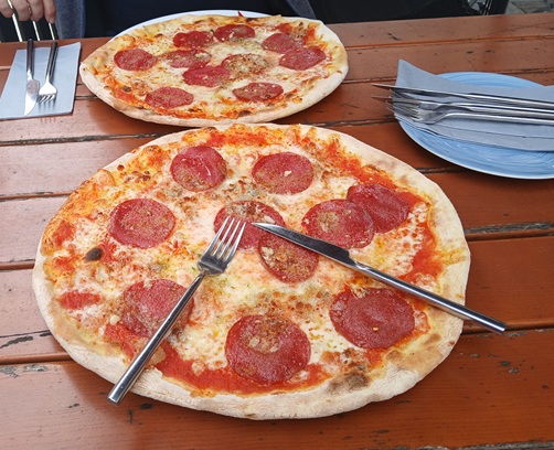 Best Pizza in Town - Im Restaurant oder liefern lassen