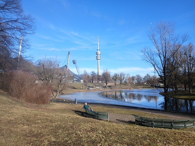 Das Olympia Park Café in Münhcen.